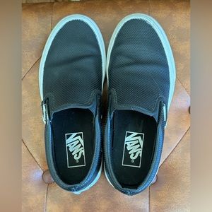 Used leather Vans - good condition! Daughter’s foot grew again!